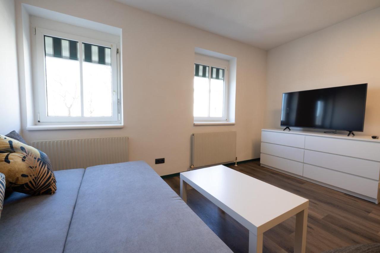 City Apartments อัมชเตทเทิน ภายนอก รูปภาพ